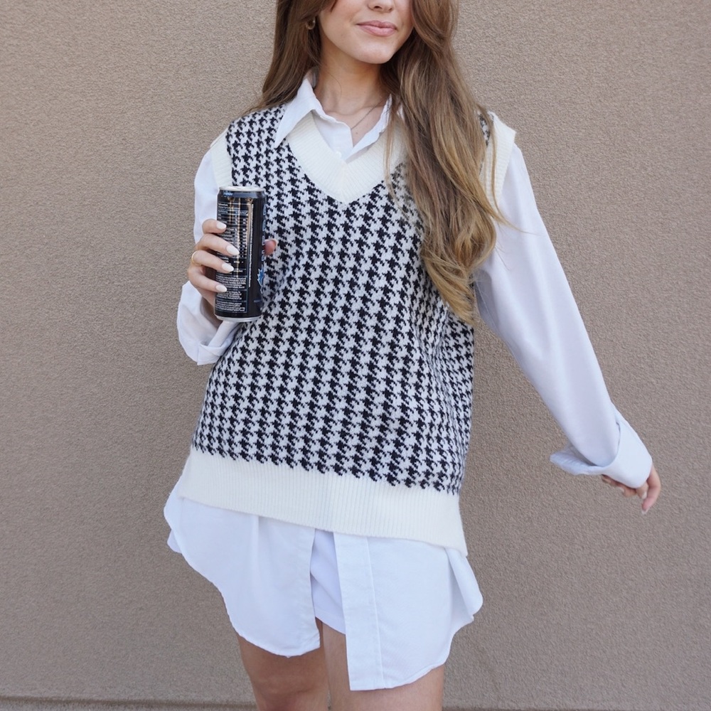 Houndstooth Oversized Sweater Vest